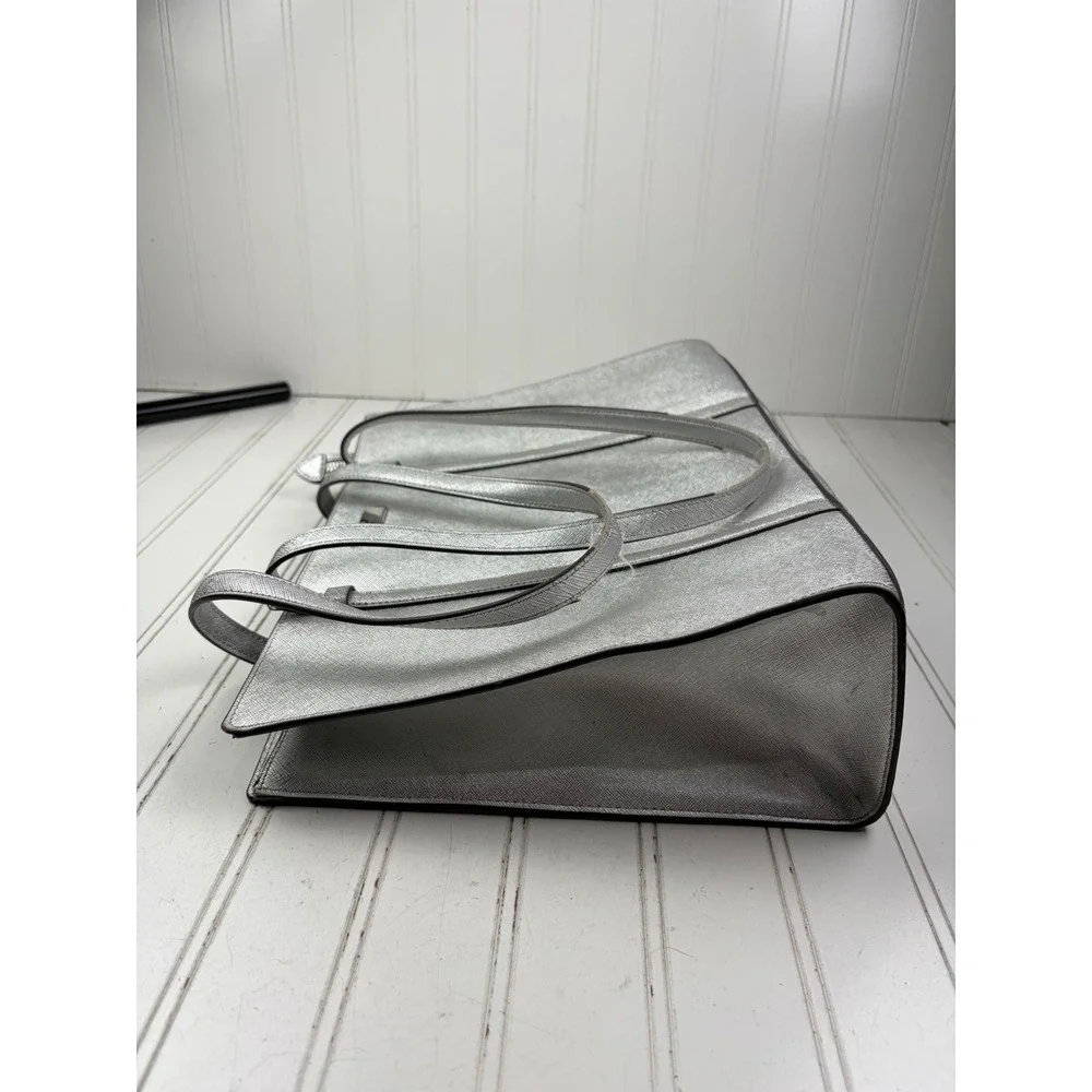 Kate Spade Vintage Silver Metallic Saffiano Leather Kenzie Shoulder Bag Purse